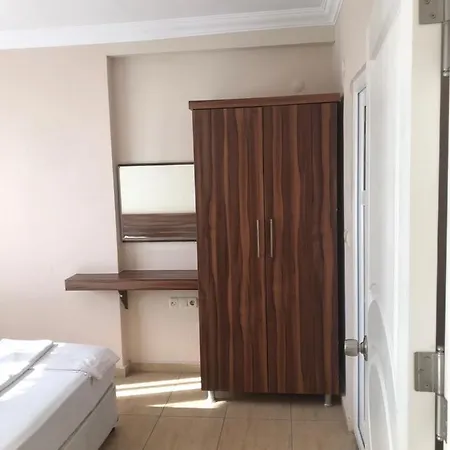 Aparthotel Unside Side