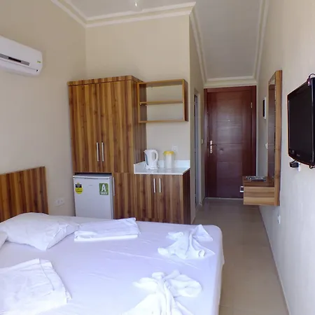 Unside Aparthotel 2*