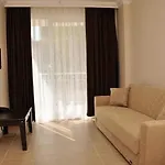 Unside Aparthotel Side