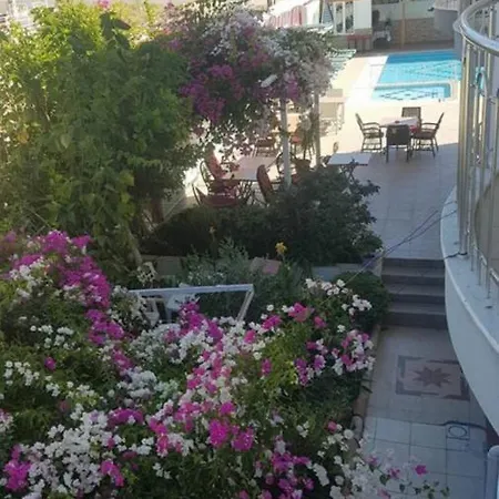 Hotel apartamentowy Unside 2*